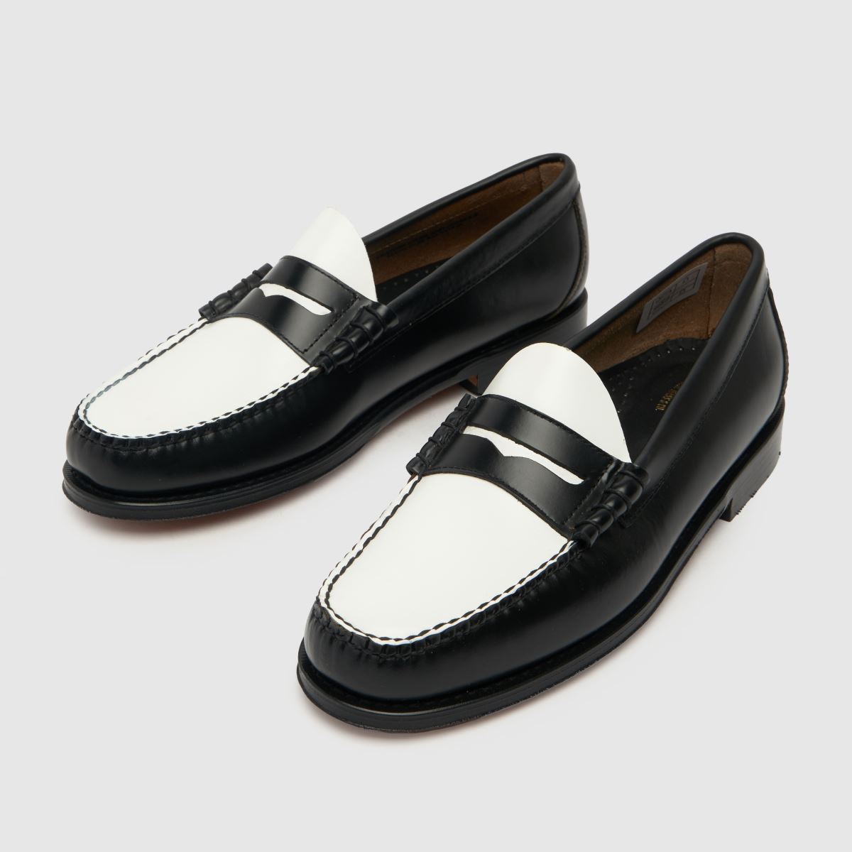 GH BASS – Svarta och vita, klassiska Larson-loafers med pennyboots