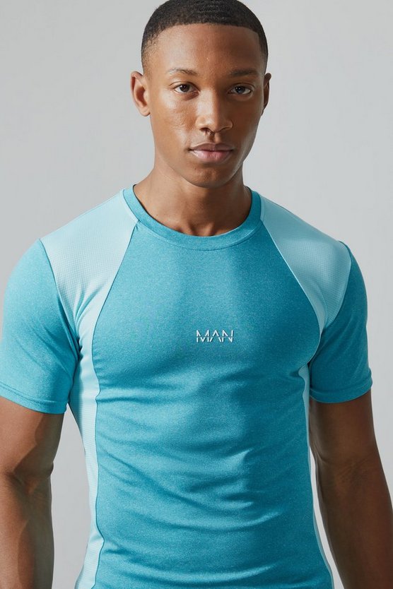 Man Active Muscle Fit Mesh Colorblock T-Shirt