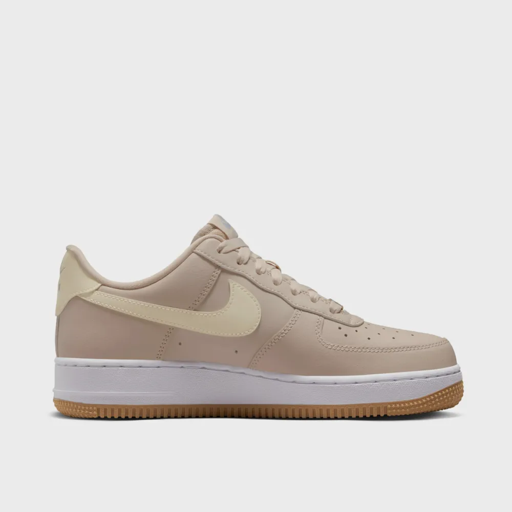 Nike Air Force 1 Low DD8959-111 / braun