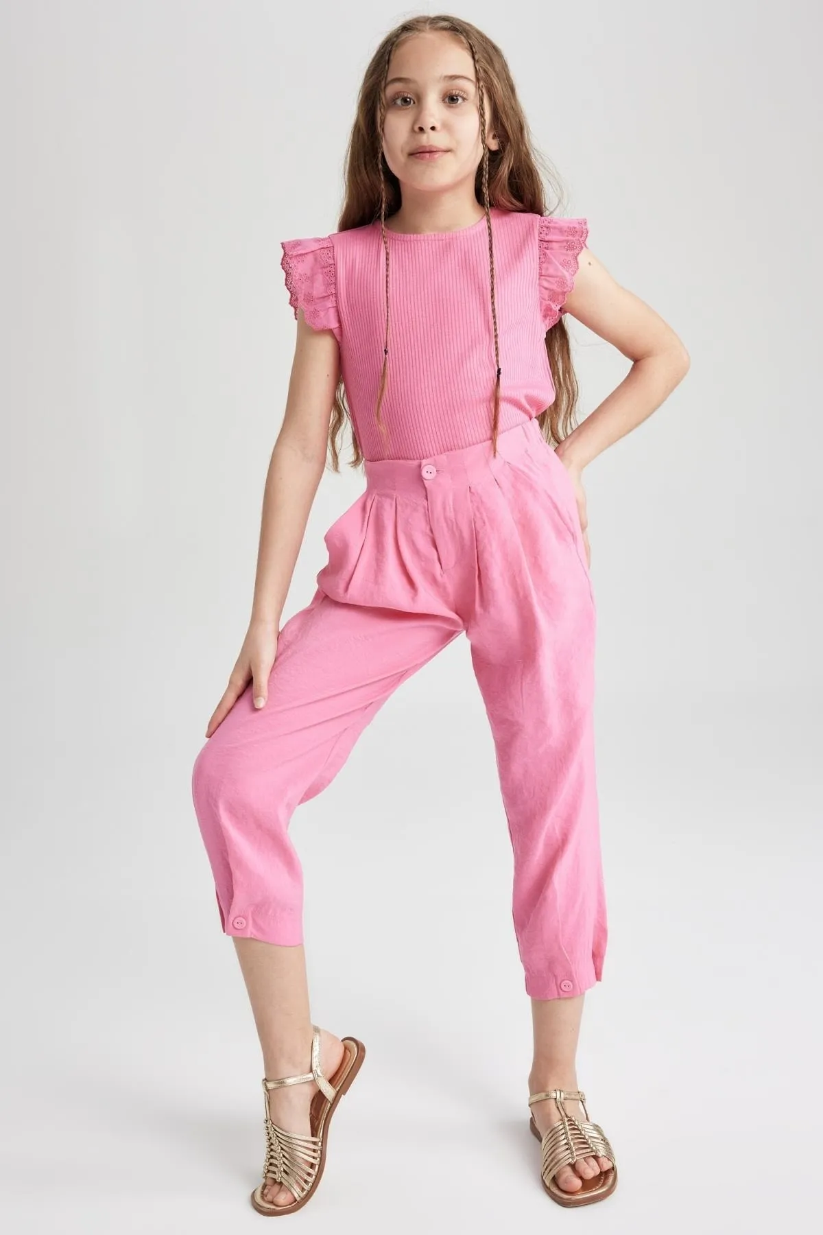 DeFacto  Mädchen-Carrot-Fit-Modalhose Z7694a623sm