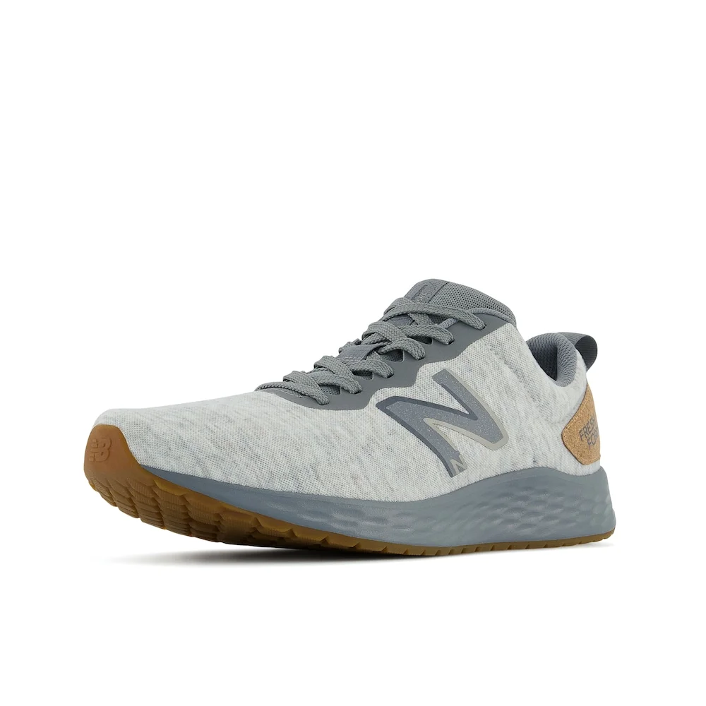 New Balance Arishi MARISGG3-030 / grau