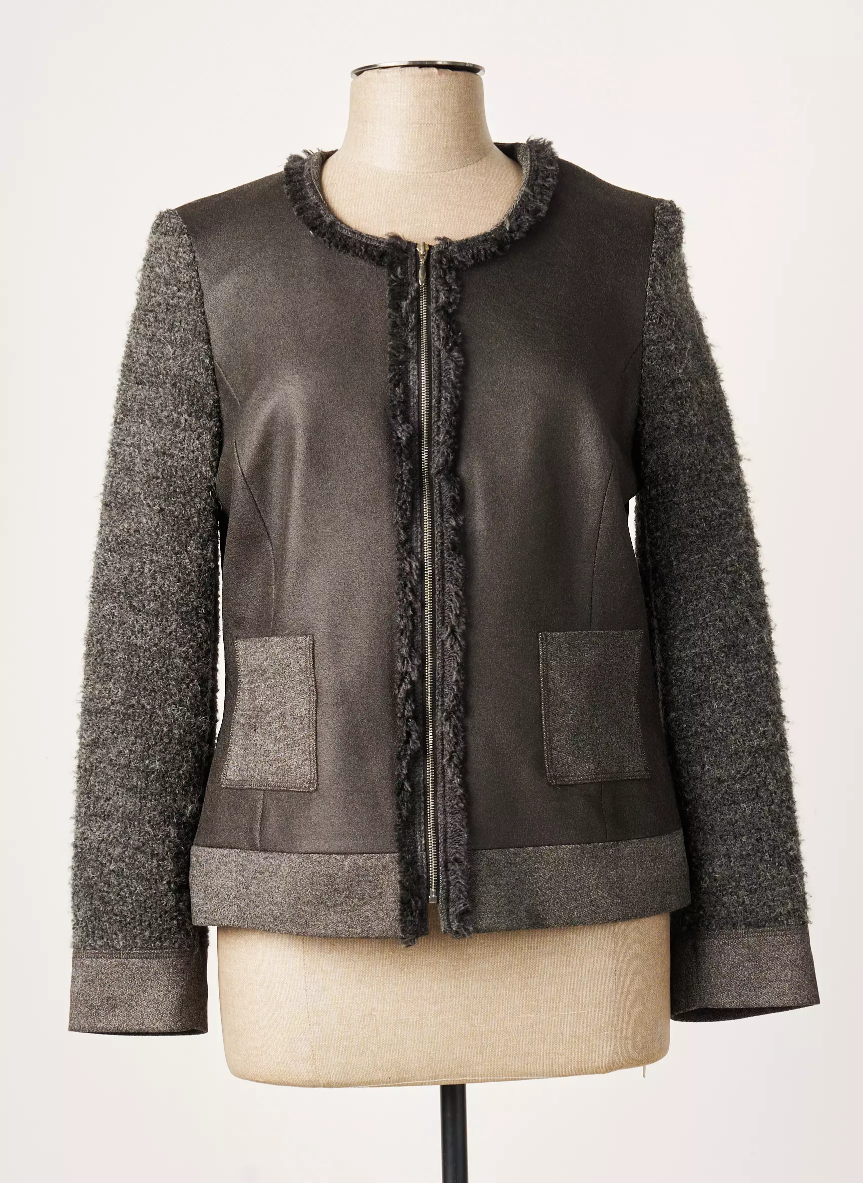 Meri Esca Vestecasual Femme couleur gris