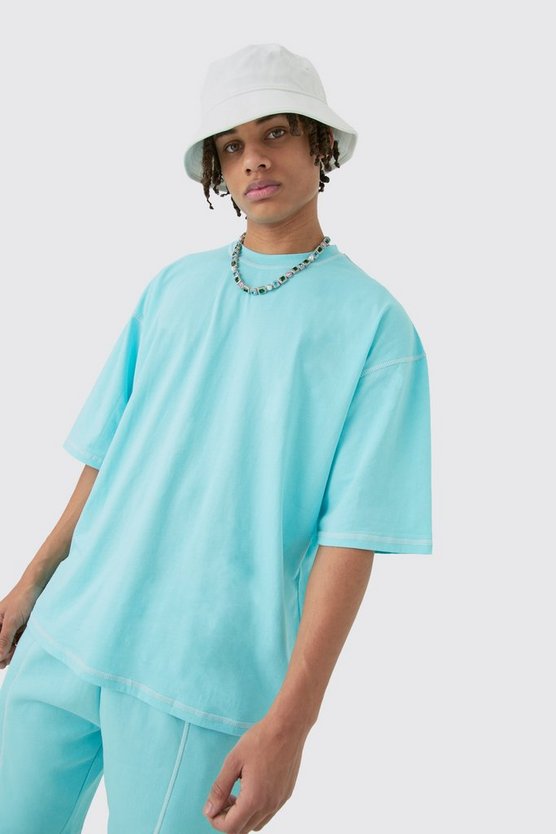Oversize T-Shirt mit Kontrast-Naht & Shorts