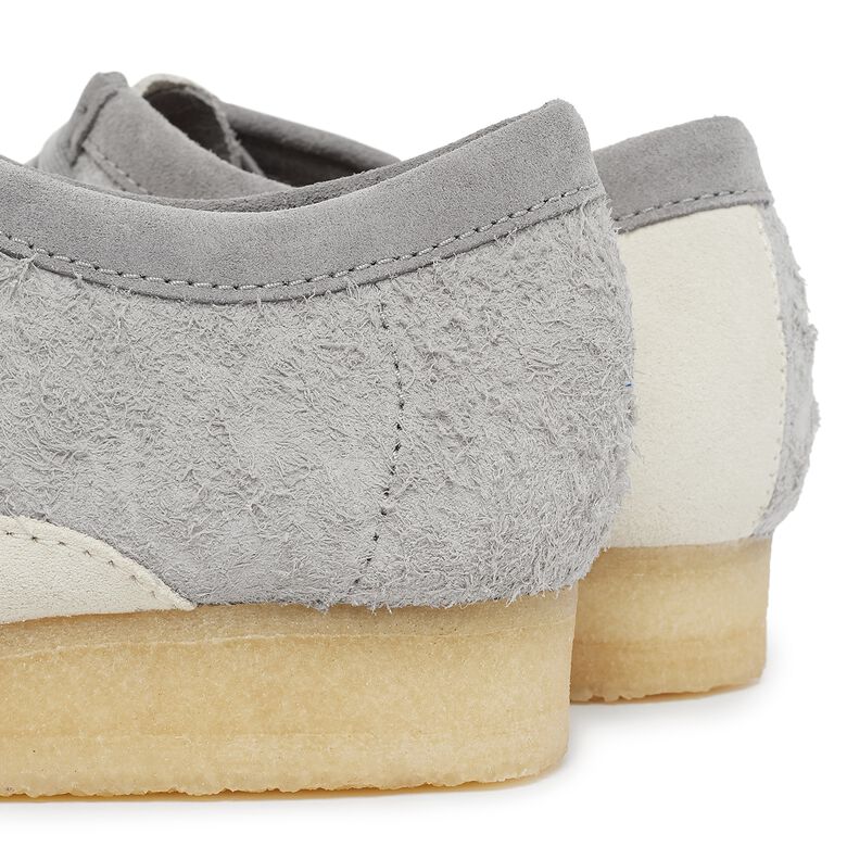 Clarks Wallabee grey/off white