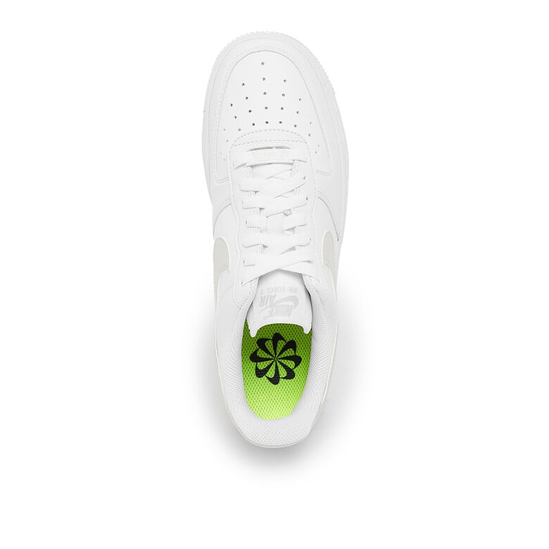NIKE Air Force 1 '07 SE white/photon dust-white-volt