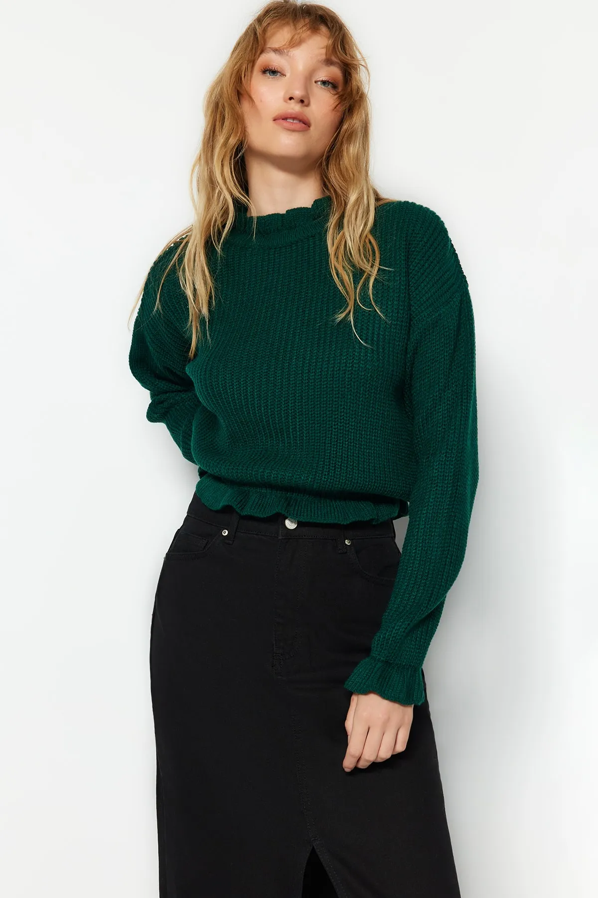 Trendyol Collection  Smaragdgrüner kurzer Strickpullover TWOAW22KZ0530