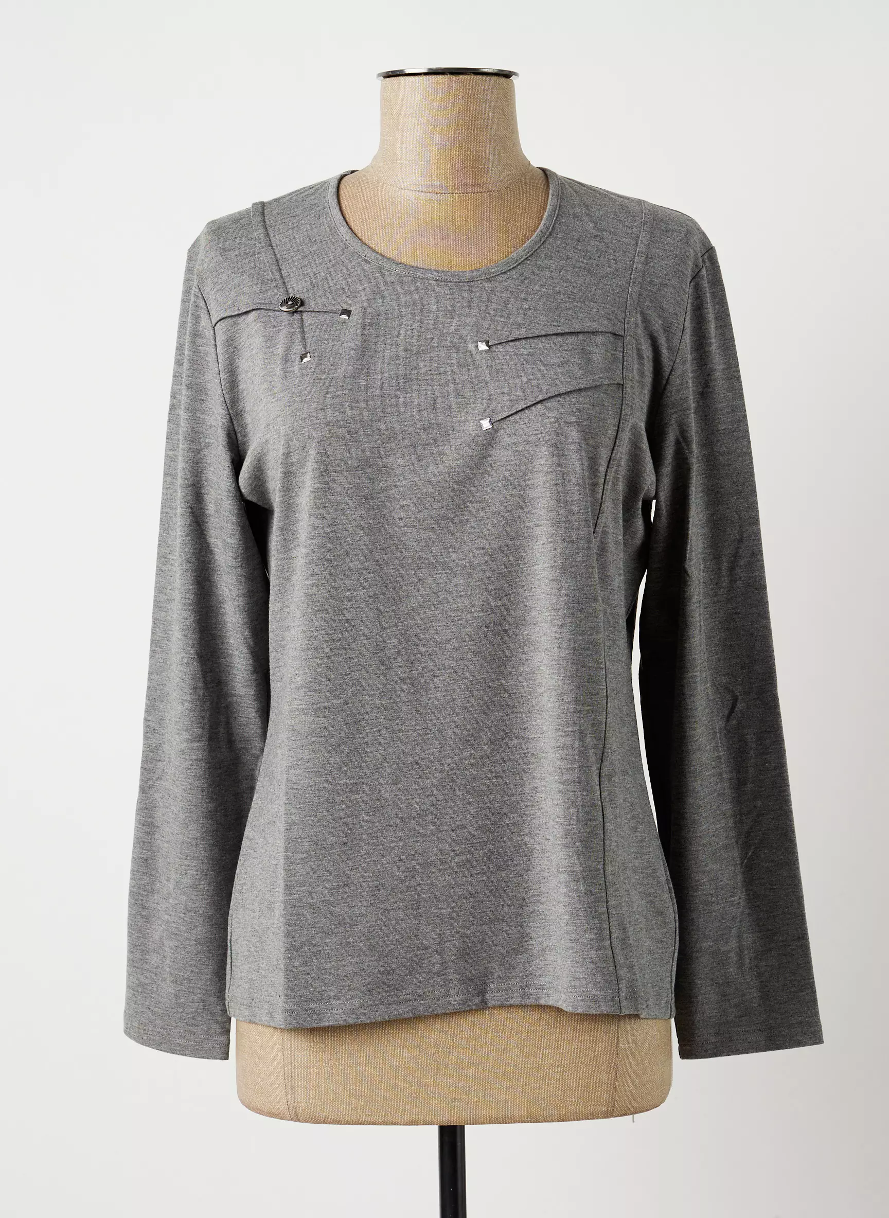 Guy Dubouis Tshirts Femme couleur gris