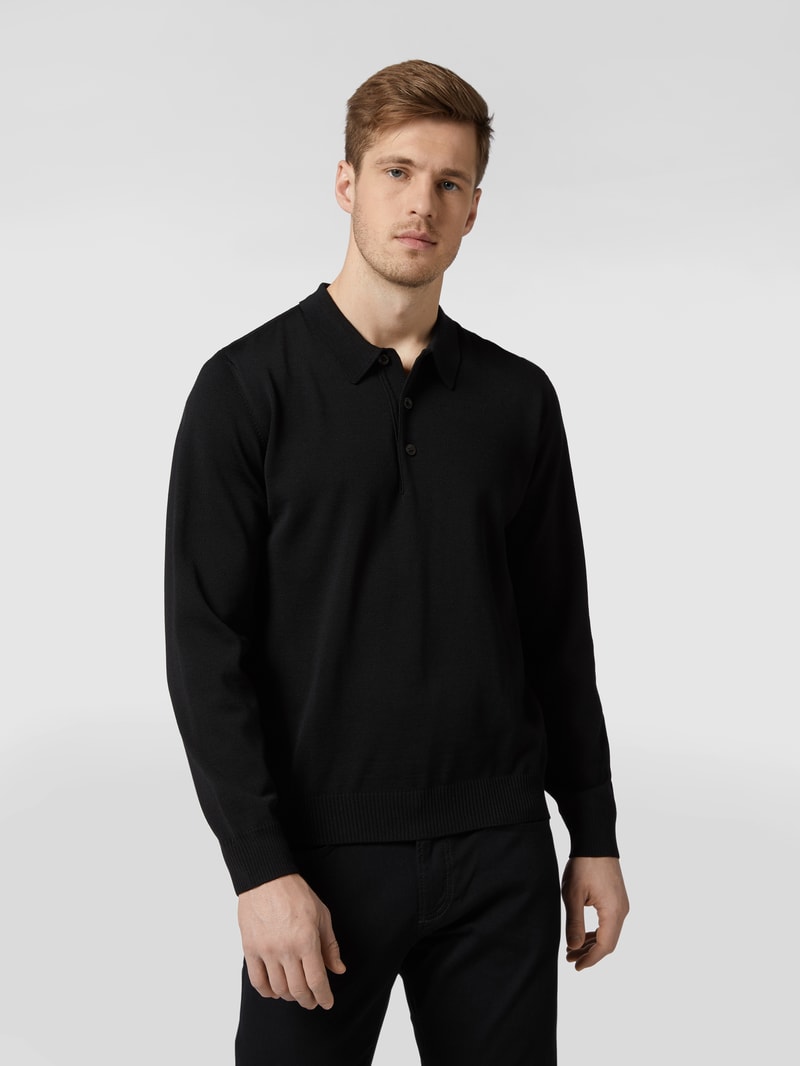 Pullover aus Schurwolle in schwarz