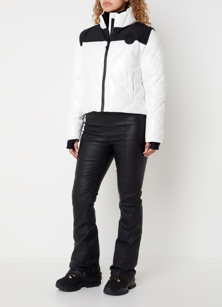 NIKKIE Uri Steppjacke mit Reißverschlusstaschen und glänzendem Finish
