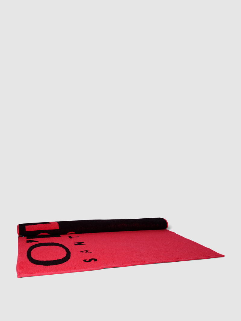 Handtuch mit Label-Print Modell 'SEAWATER' in rot