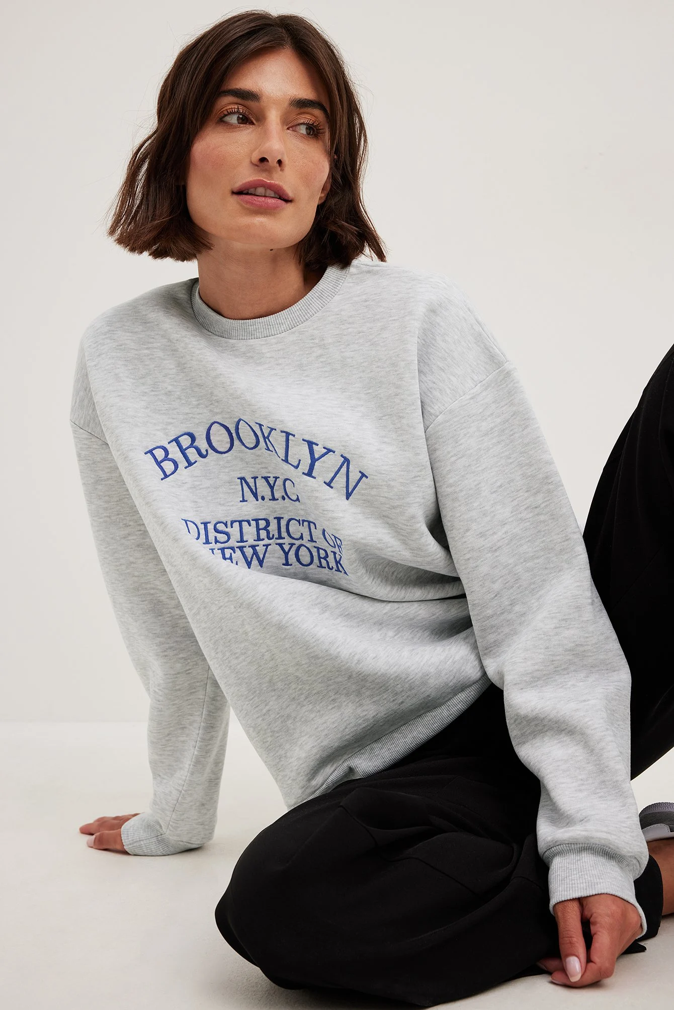 Besticktes Sweatshirt