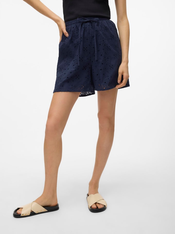 Vero Moda Shorts in Navy Blazer günstig kaufen