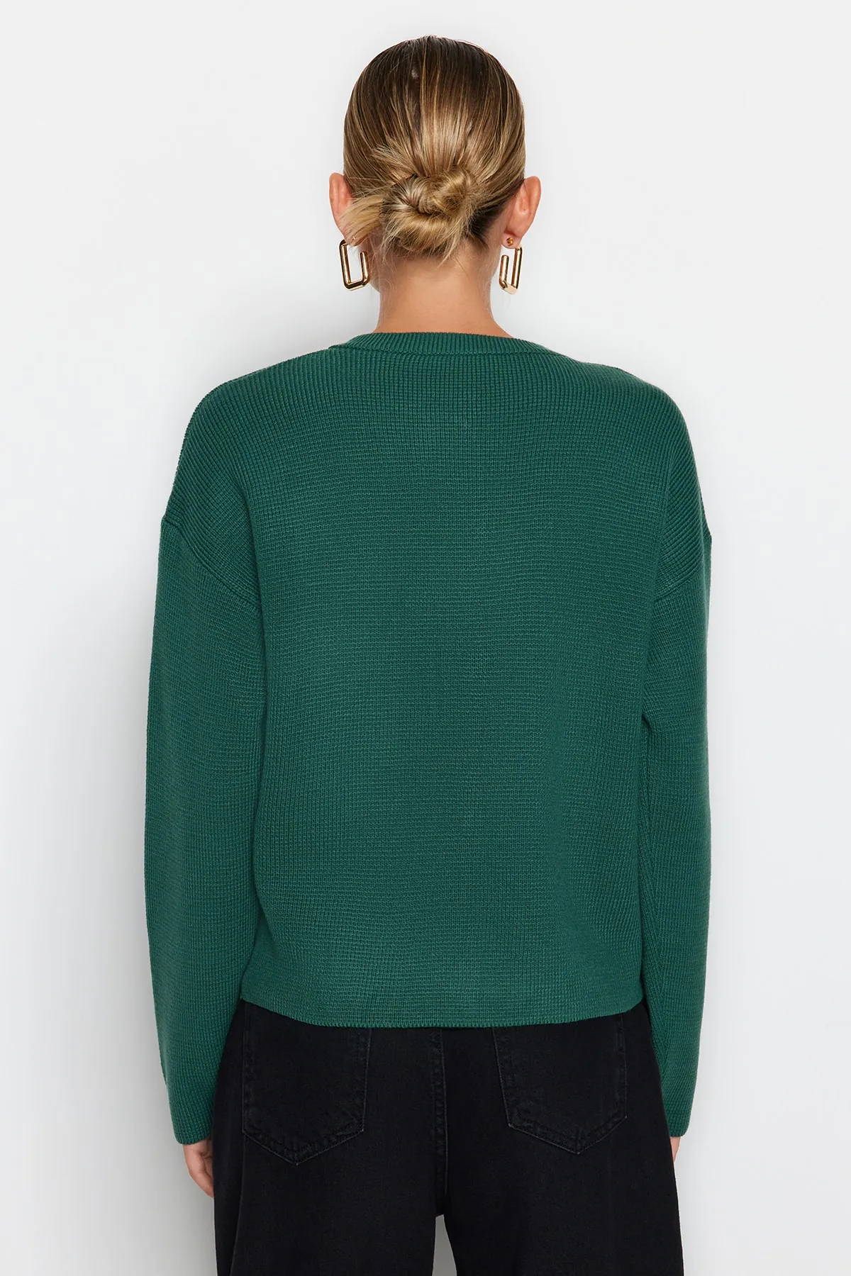 Trendyol Collection  Grüner, weich strukturierter Accessoire-Strick-Cardigan TWOAW24HI00023
