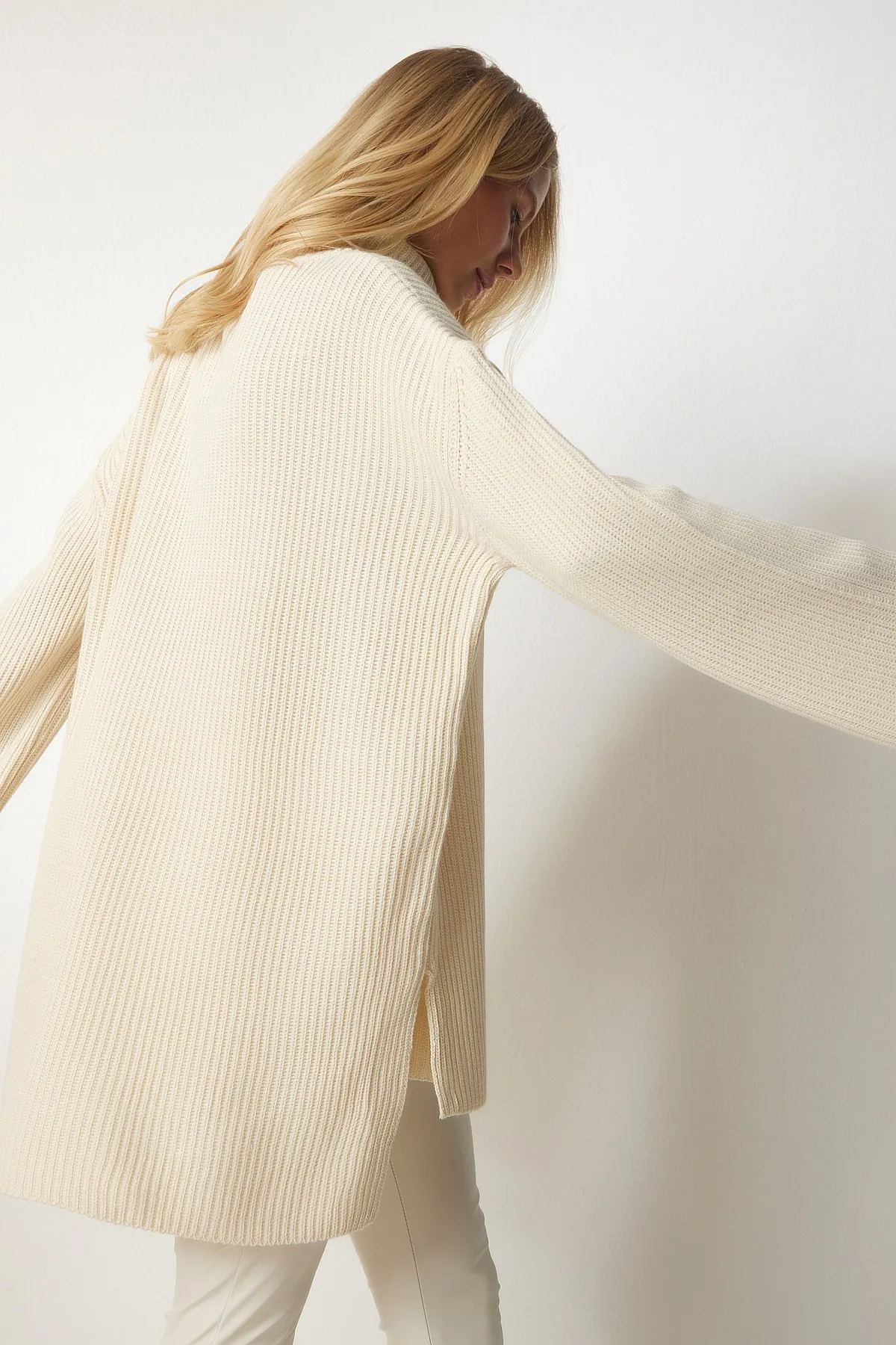 Happiness İstanbul  Cremefarbener Rollkragenpullover in Übergröße für Damen, Strickpullover YY00164