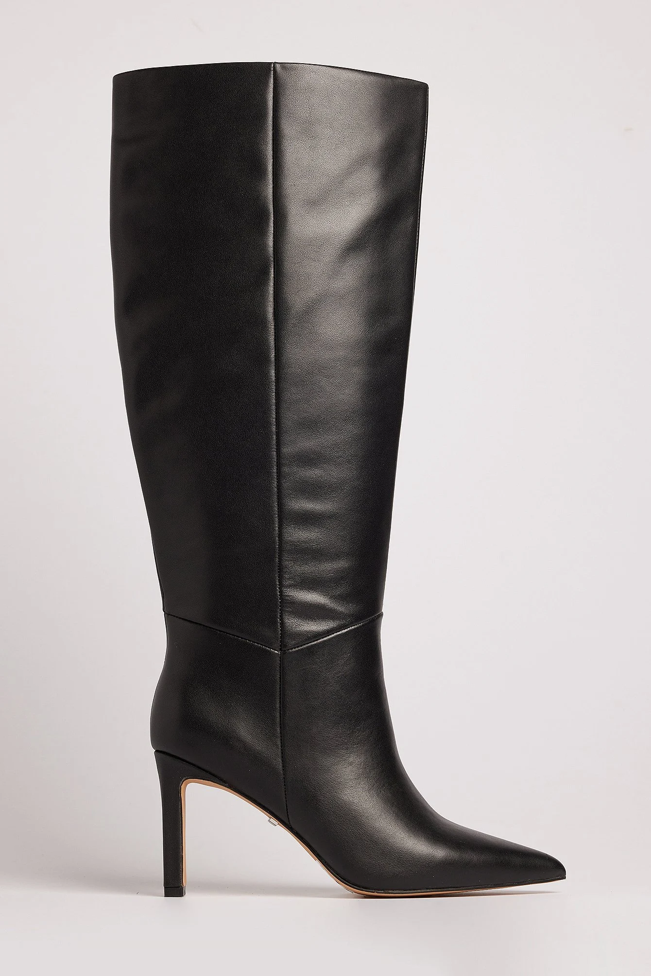 Spitze Lederstiefel mit Schaft