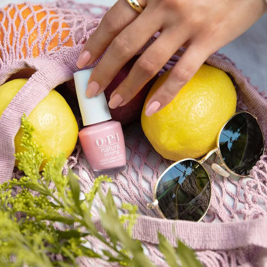 Opi Nature Strong lak za nokte We Canyon Do Better 15ml