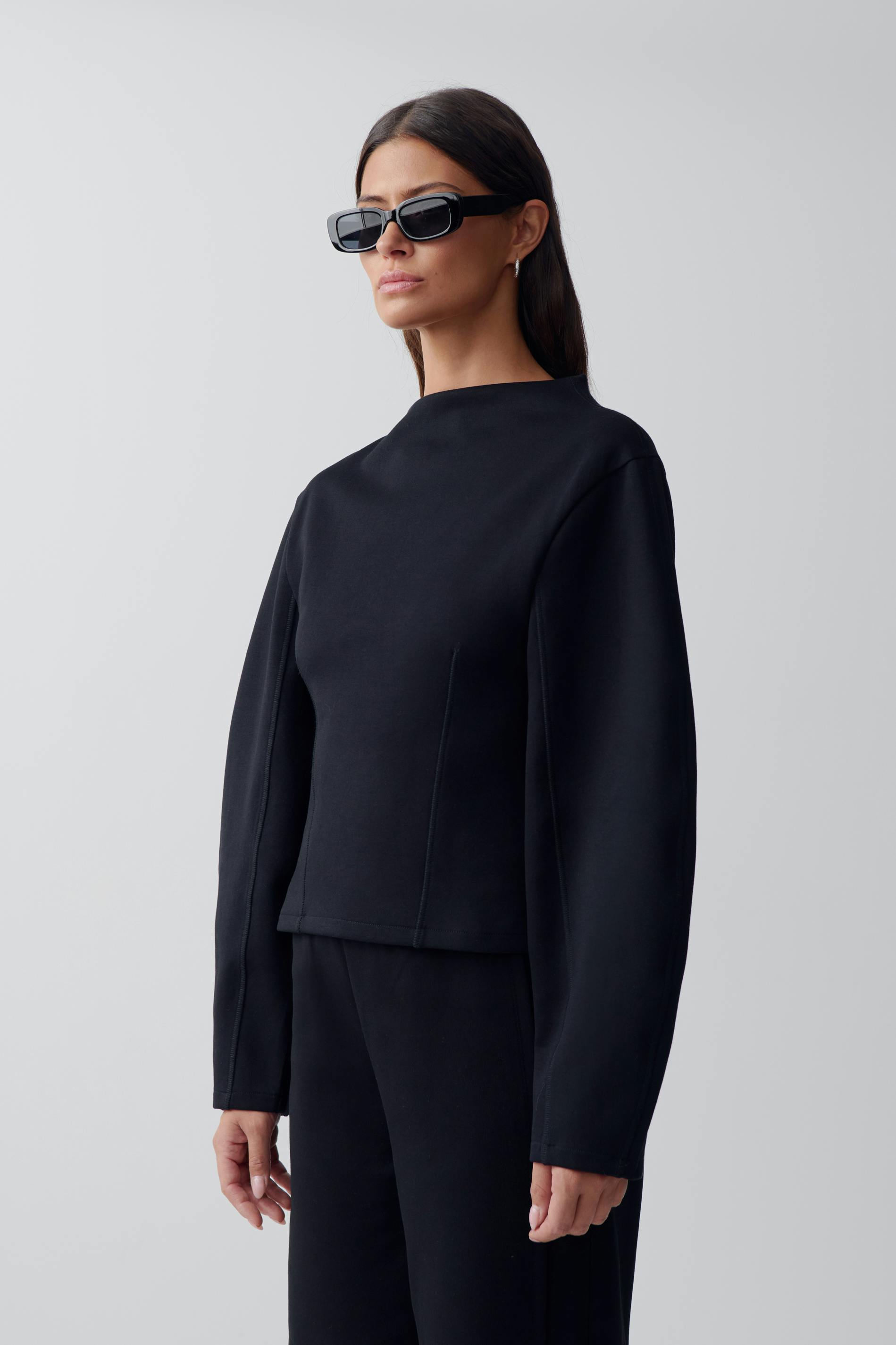 Funnel neck top