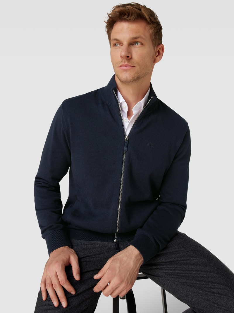 Strickjacke mit Stehkragen in marineblau