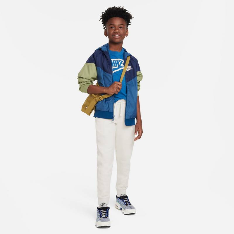 Nike NSW CLUB+ T-Shirt Kinder
