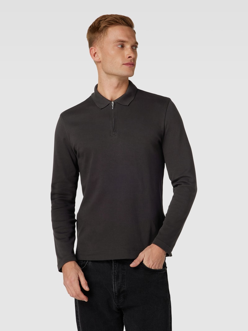 Poloshirt mit kurzerm Reißverschluss in schwarz