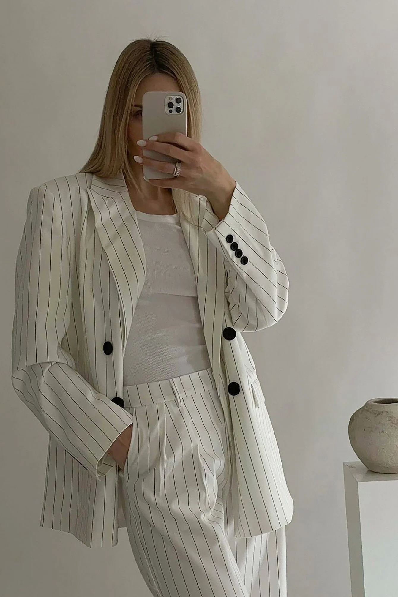 Oversize, gestreifter Zweireiher-Blazer