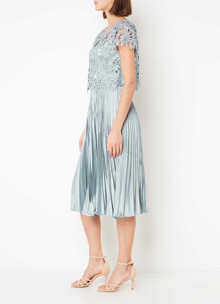 Vestido midi Dana de Phase Eight con bordados y pliegues.