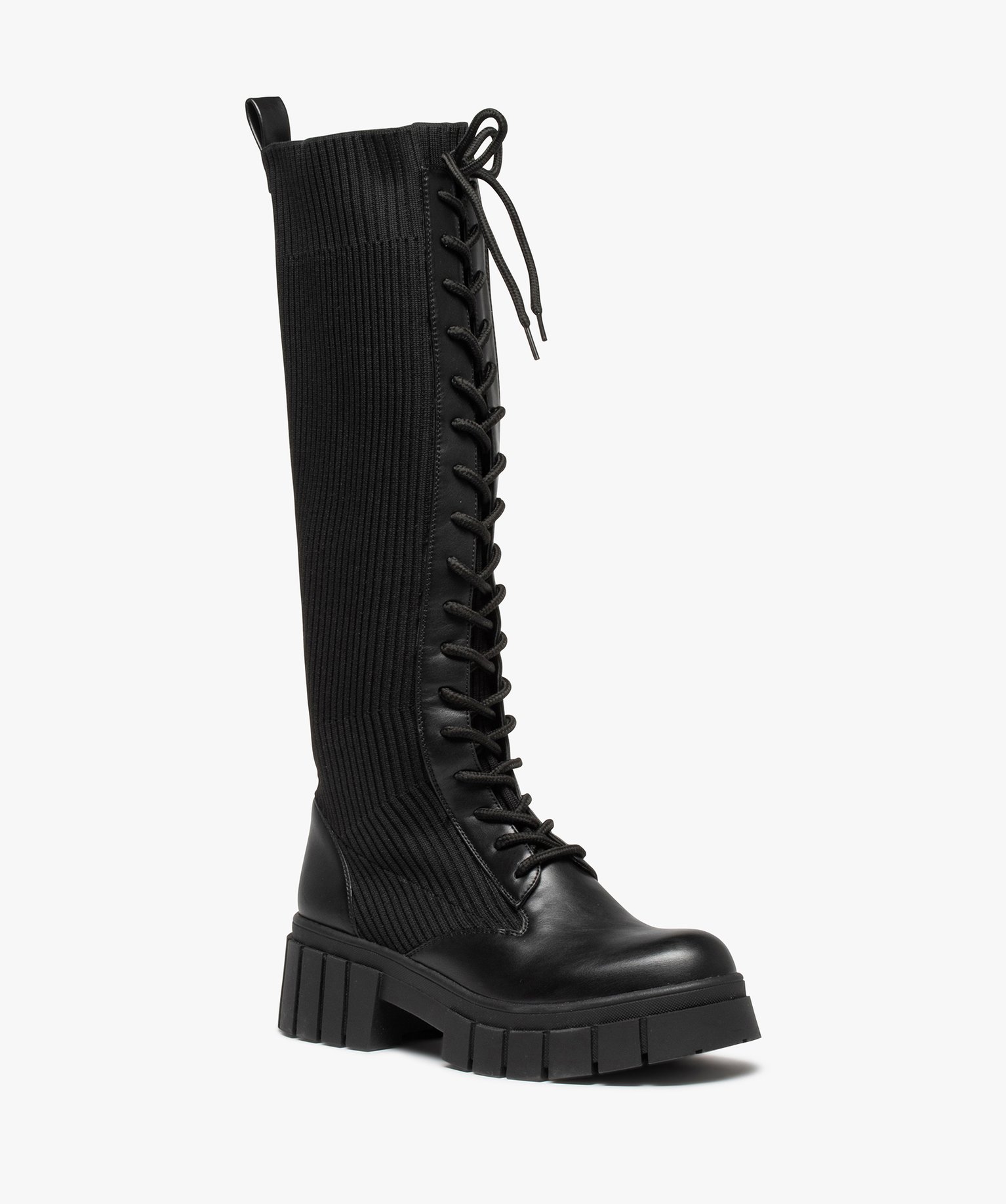 Bottes femme à semelle crantée et tige en maille noir | GEMO