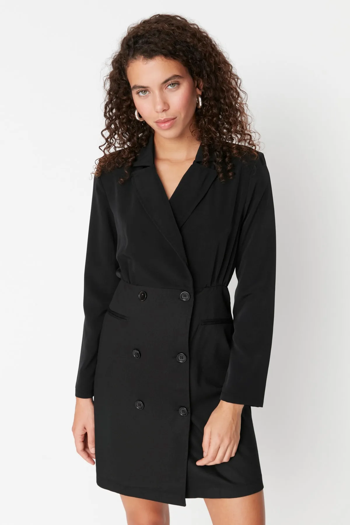 Trendyol Collection  Schwarzes, gewebtes Kleid mit Knopfdetail TWOAW23EL00527