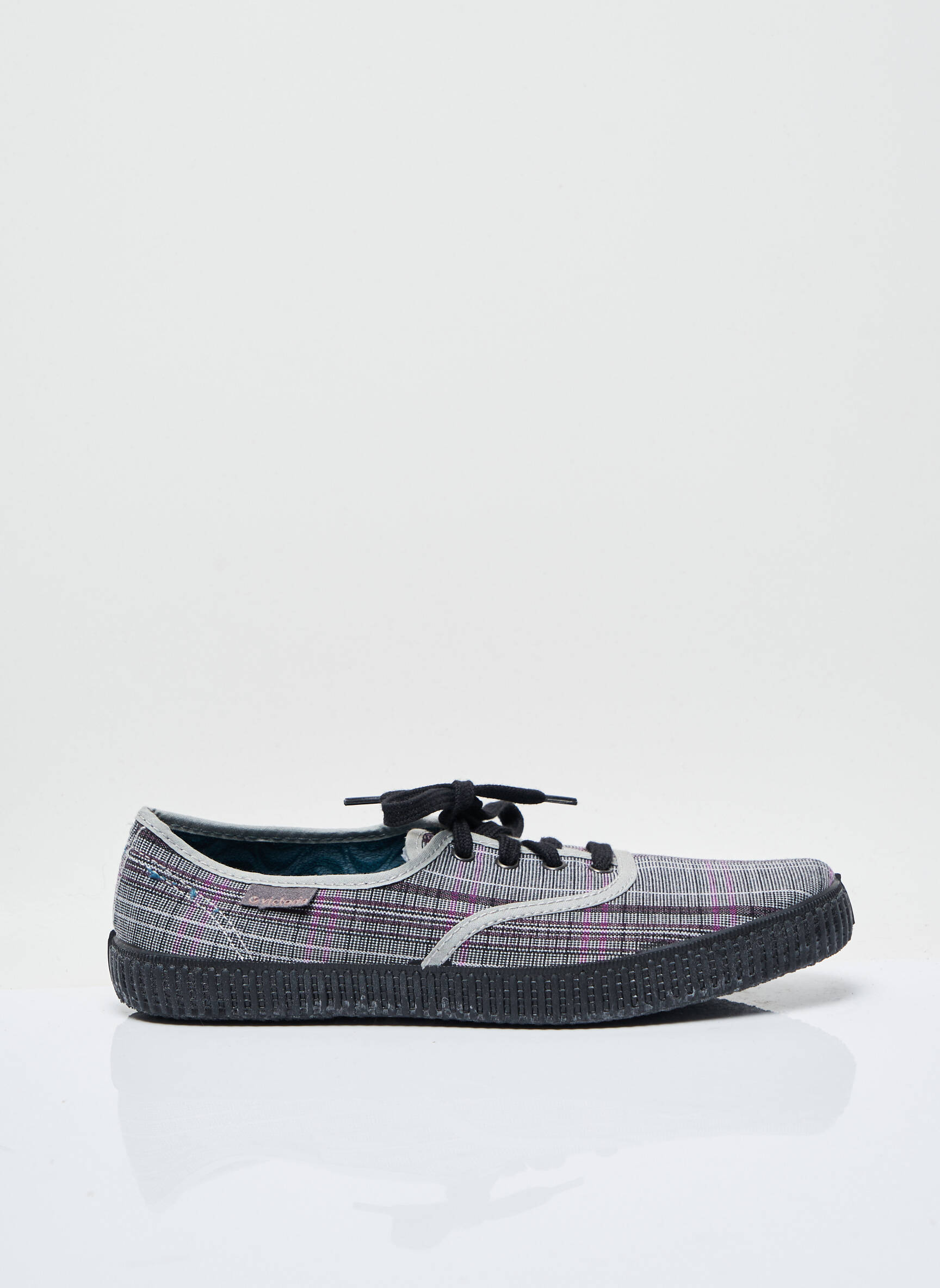 Victoria Baskets Femme couleur gris