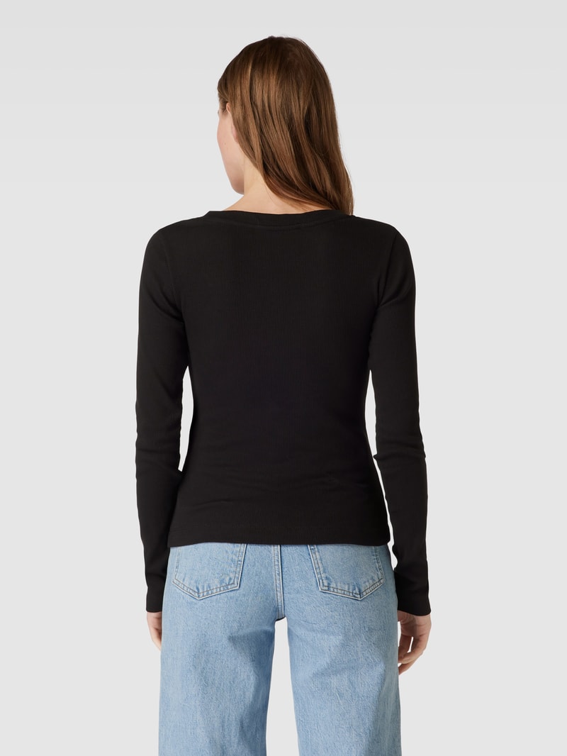 Longsleeve mit Label-Patch in black