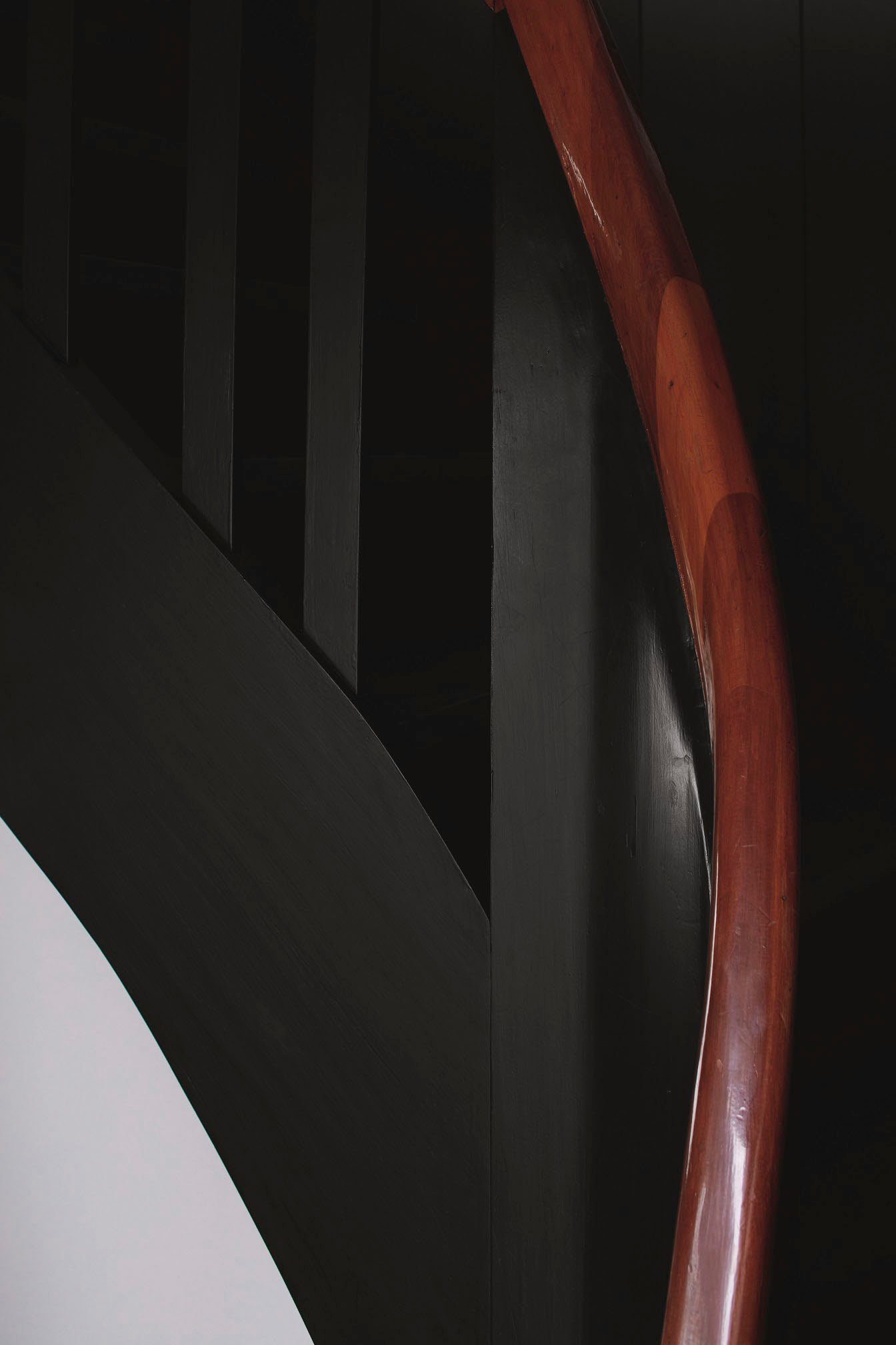 Alpina Lack Edelmattes Schwarz