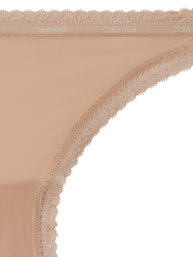Slip mit Spitzenbesatz in hellrosa