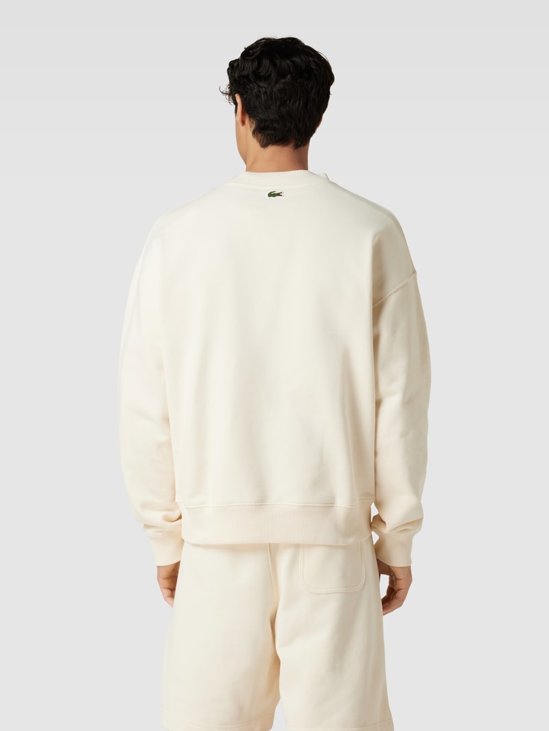 Oversized Sweatshirt mit Label-Patch in offwhite