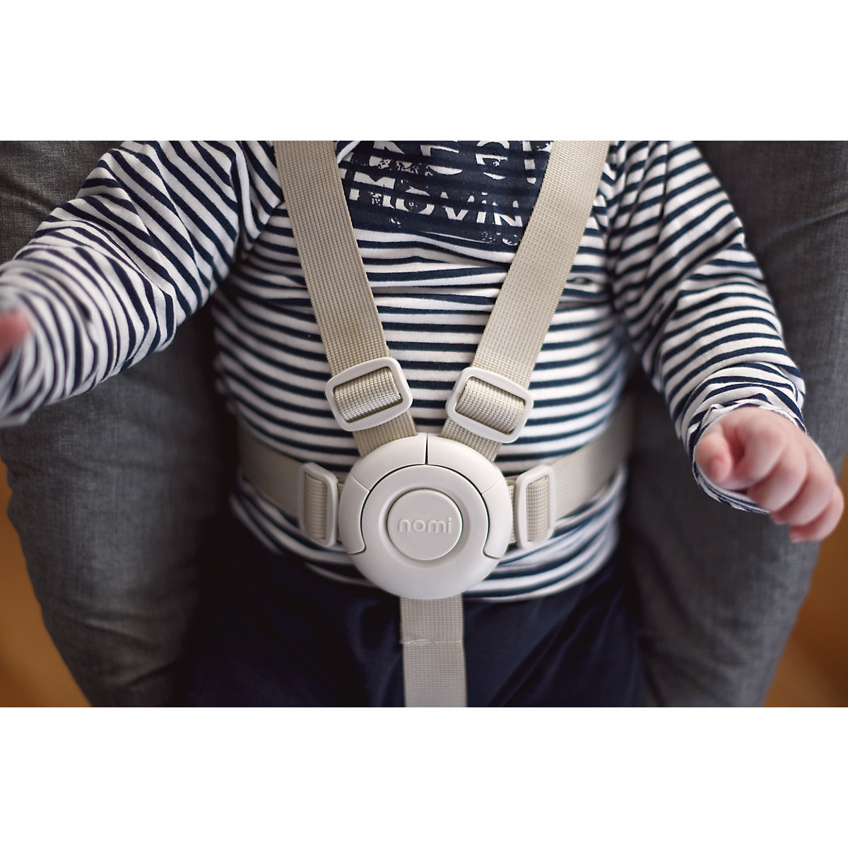 Nomi Baby white mit Matratze pale blue/sand