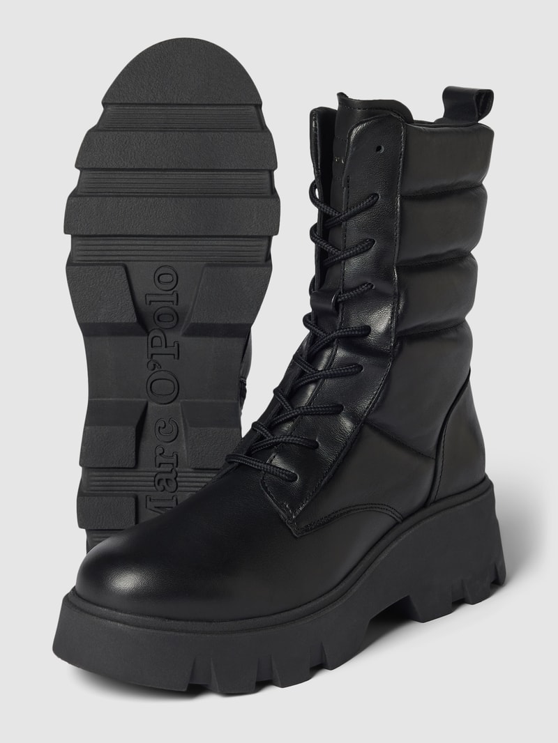 Schnürboots mit Zugschlaufe Modell 'LILIAM' in schwarz