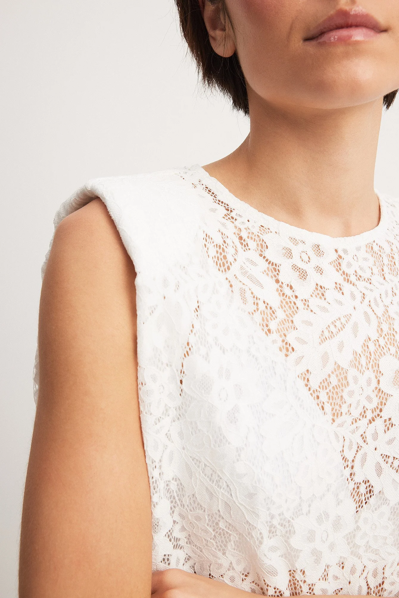 Sharp Shoulder Lace Top