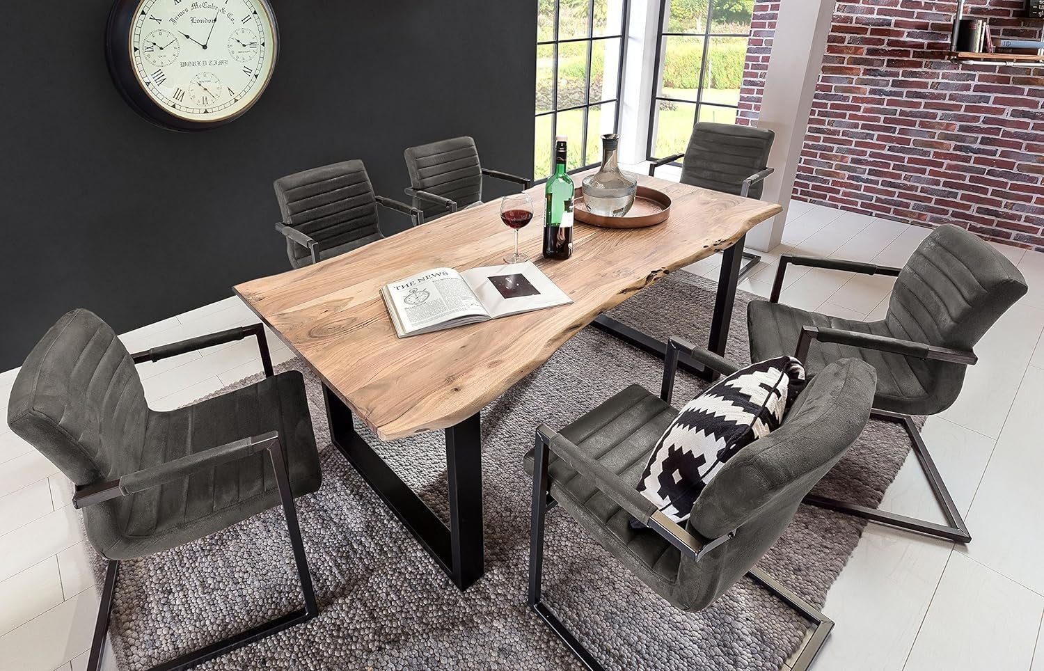 SAM® Essgruppe Quentus, Akazienholz, naturfarben, Baumkante, Metallgestell und 6 Stühle