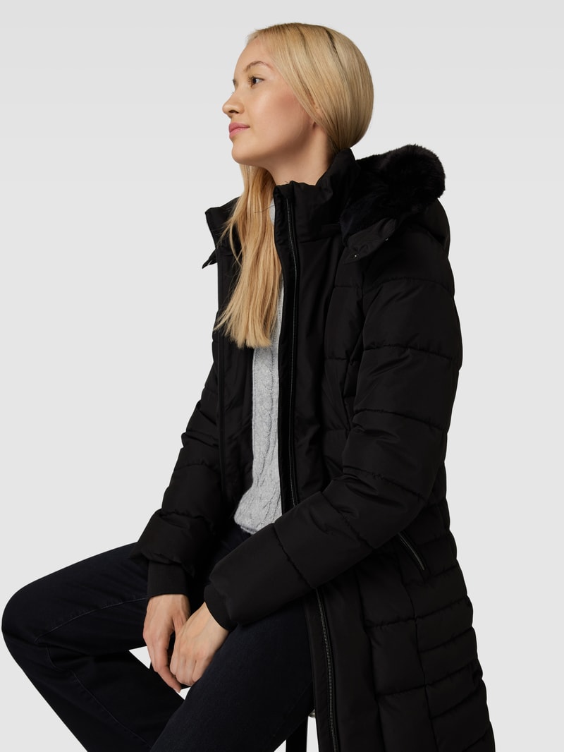 Steppjacke mit Zweiwege-Reißverschluss in schwarz