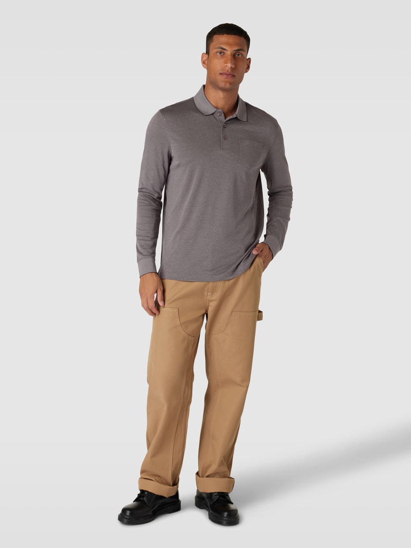 Poloshirt mit Brusttasche in hellgrau