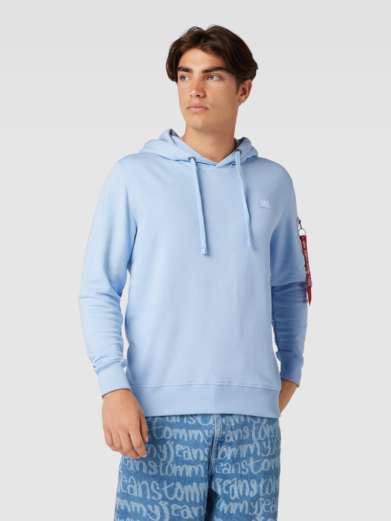 Hoodie mit Label-Applikation Modell 'X-FIT' in hellblau