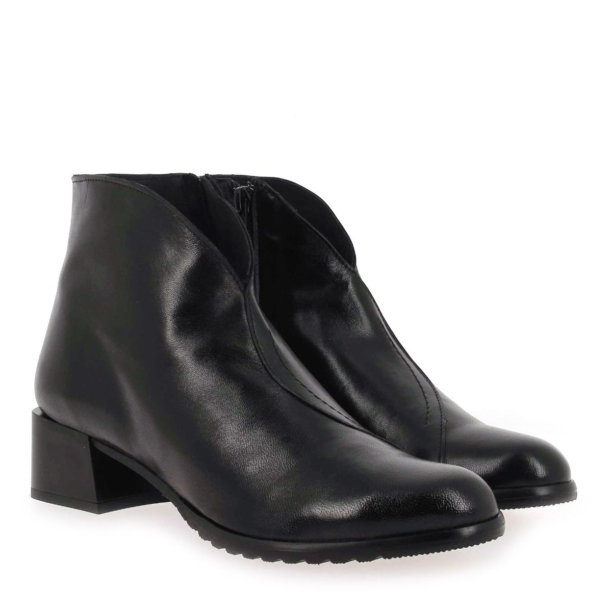 Dolce  838 - Noir