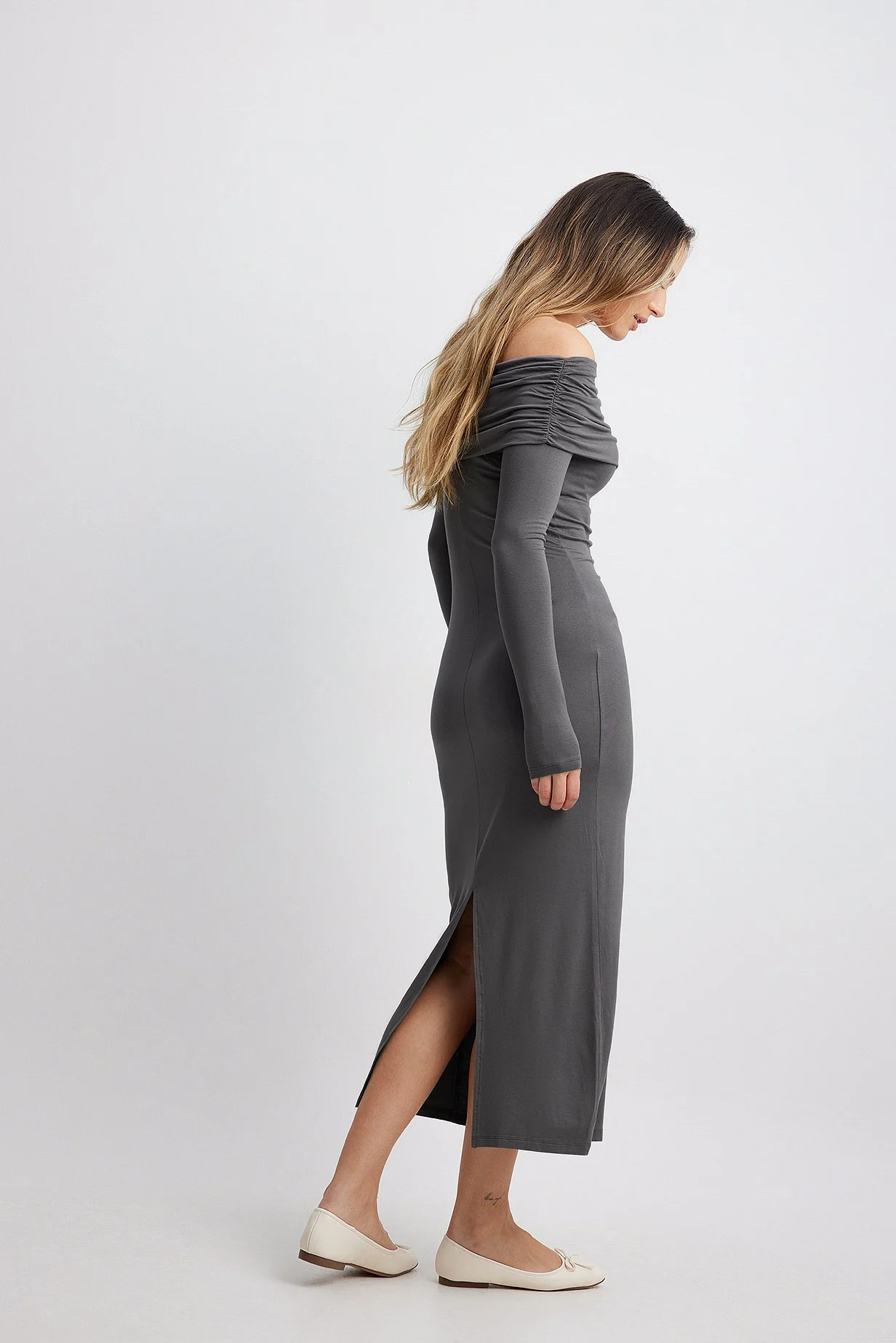 Soft Line Midi Dress