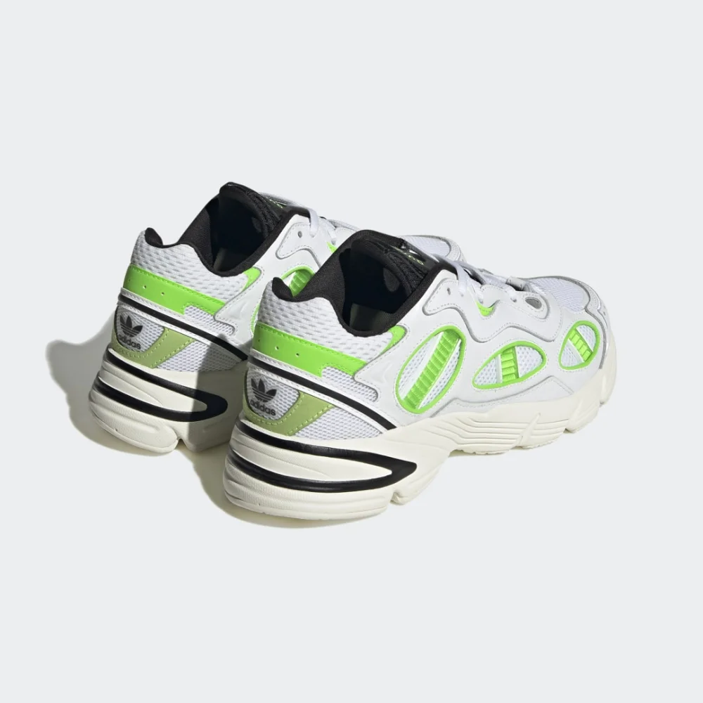 adidas Astir SN W HP2815 / weiss