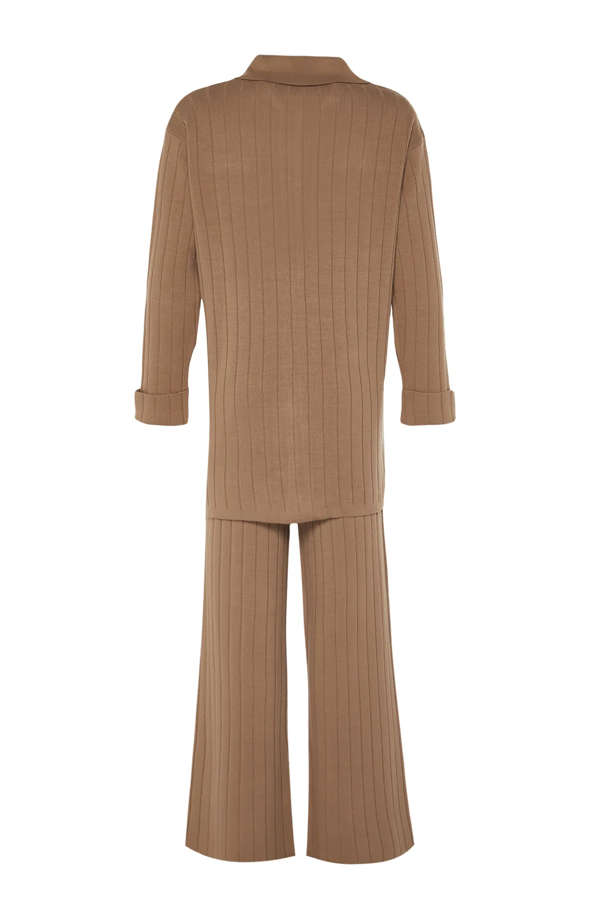 Trendyol Modest  Braunes Strickoberteil- und -unterteil-Set aus Strickjacke und Hose mit Kordelzug TCTAW24US00003