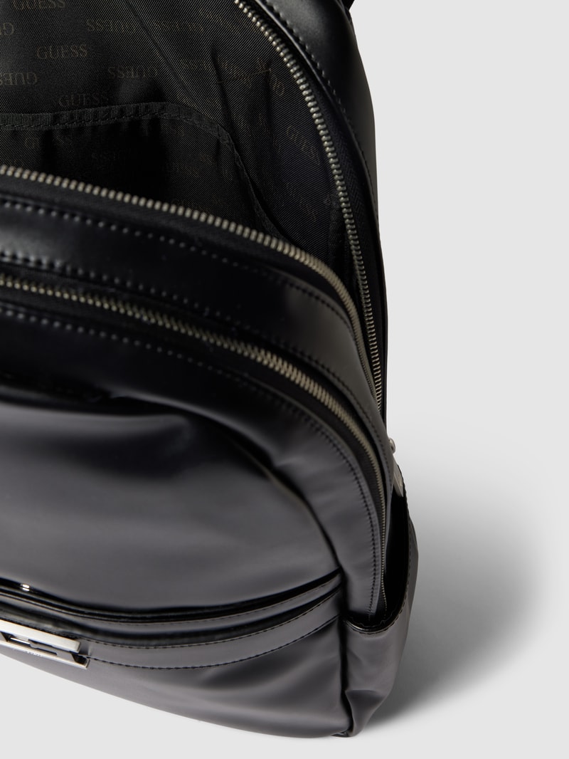 Rucksack mit Label-Applikation Modell 'FORTE' in schwarz