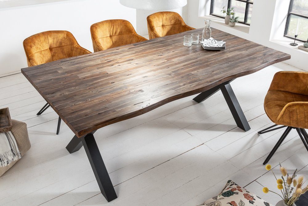 riess-ambiente Baumkantentisch GENESIS VINTAGE 160cm braun / schwarz (Einzelartikel, 1-St), Massivholz · Metall · X-Gestell · geölte Akazie · Industrial Design