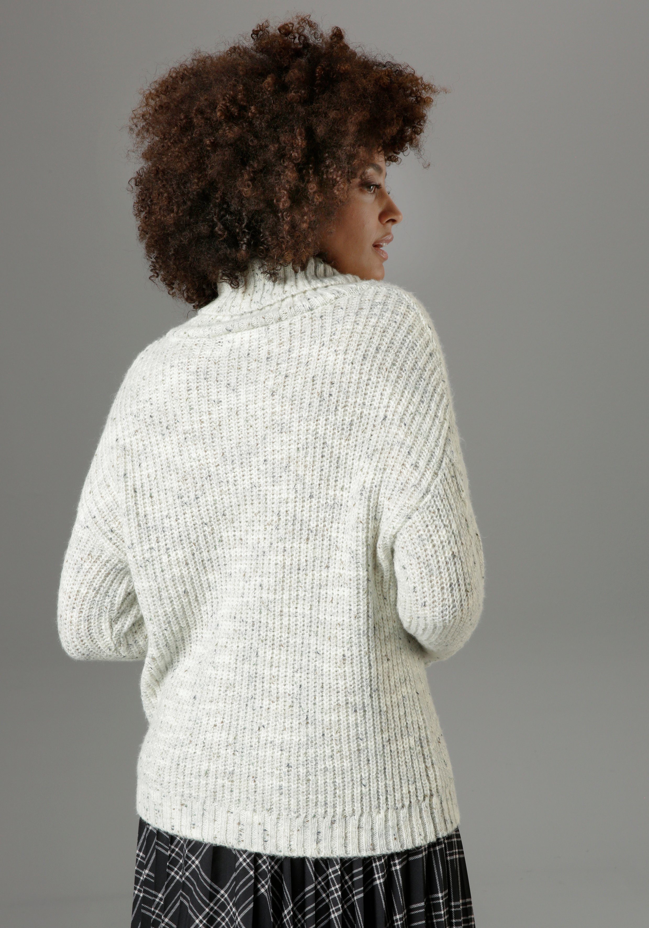 Aniston CASUAL Rollkragenpullover aus trendigem Melange-Garn