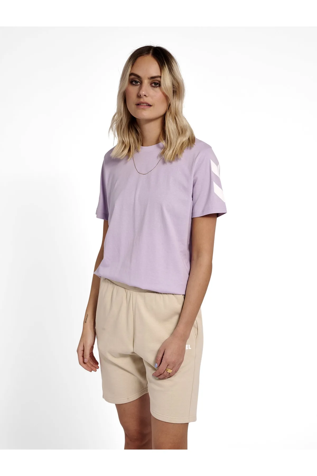 hummel  hmlLEGACY CHEVRON T-SHIRT