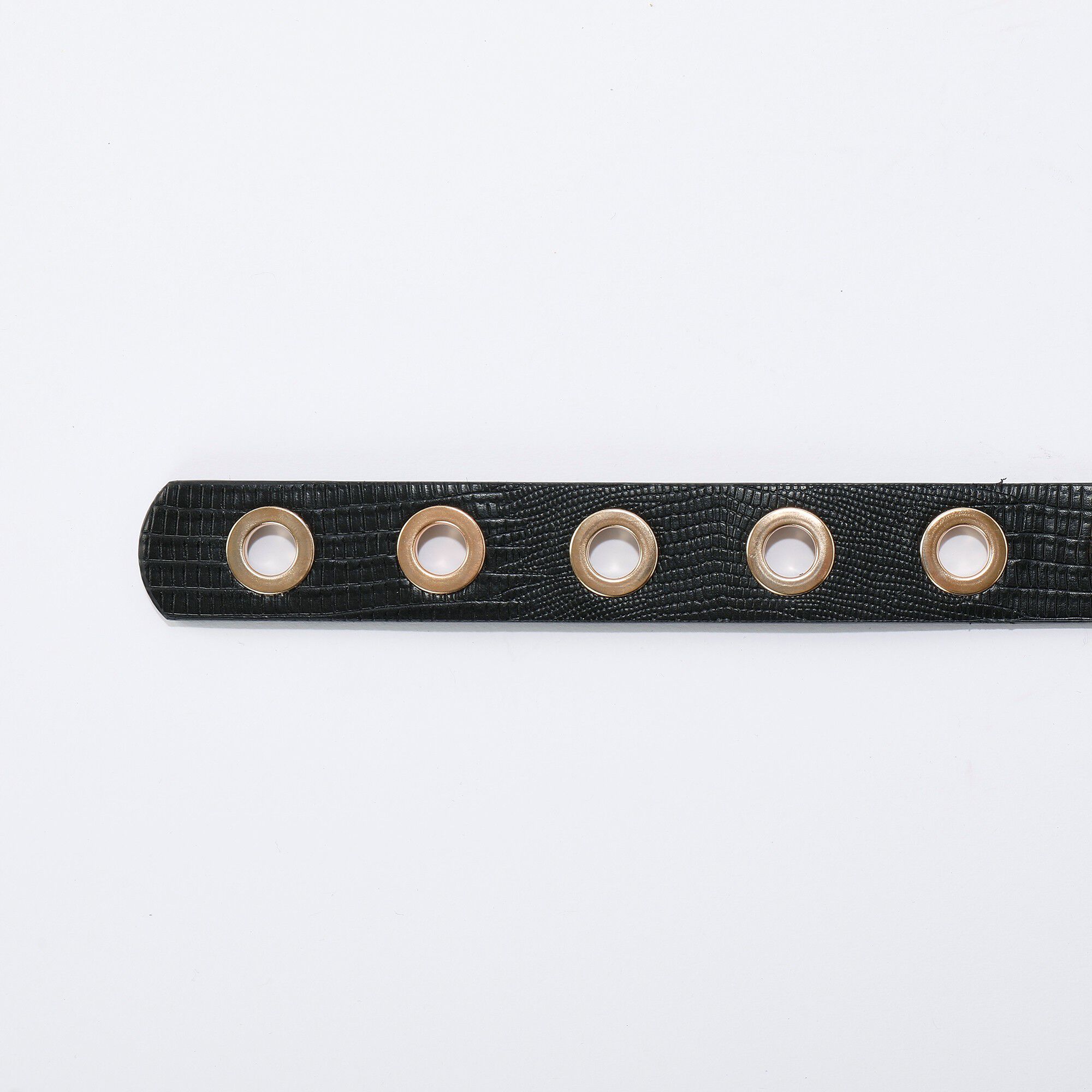 Ceinture effet écailles, oeillets dorés