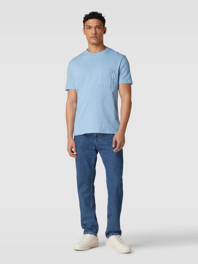 Jeans mit Label-Details in jeans